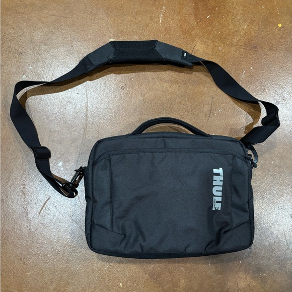 Thule Black Laptop Bag for Men - Picture 1 of 9